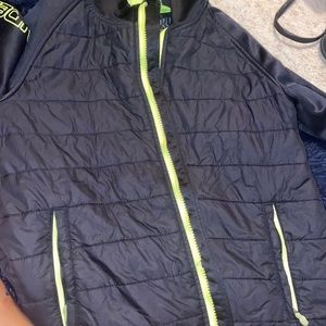 Under Armour Boys Jacket Size:Xl Color:Black and Lime Green